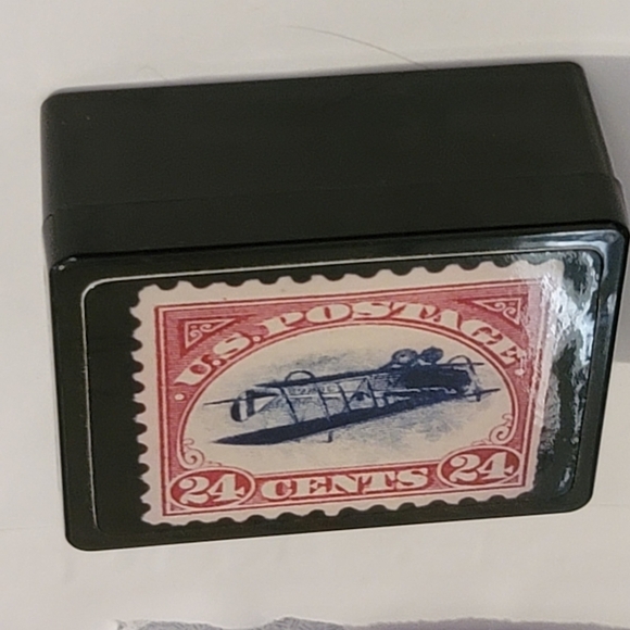 SMITHSONIAN MUSEUM inverted box US postage 24 cents stamp - Picture 2 of 6